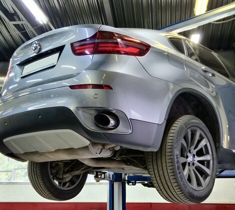 BMW X6 E71 35i xDrive LCI — ремонт системы охлаждения BMW и замена водяной помпы
