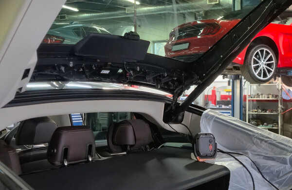 установка задней камеры видеорегистратора на BMW G32 6 GT 640i xDrive