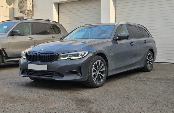 BMW G21 320e xDrive Hybrid после обслуживания BMW в AlexMotors BMW