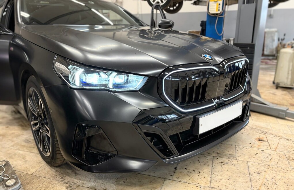 BMW G60 520d — дооснащение и обслуживание BMW