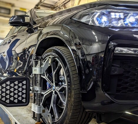 BMW X6 G06 30d - работы по восстановлению ходовой части