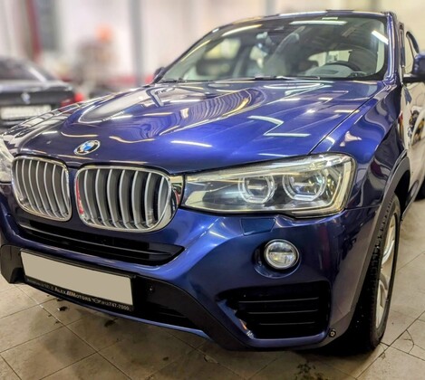 BMW X4 F26 30d - замена моторного масла, микрофильтра салона и сменного элемента воздушного фильтра