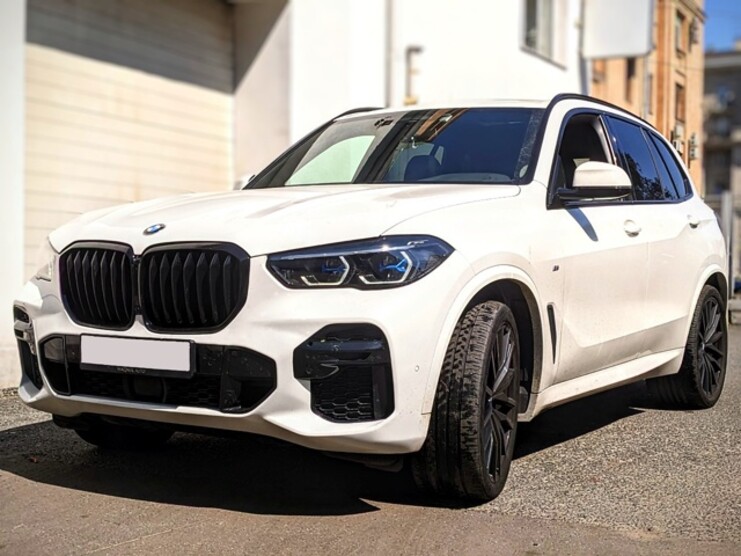 BMW X5 G05 i - безупречный стиль и забота о деталях
