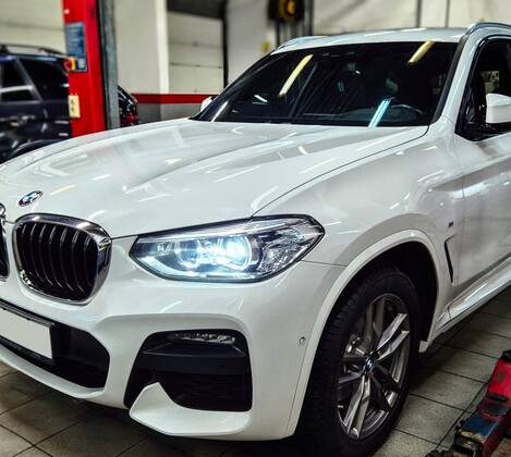 BMW X3 G01 20d - плановое ТО и замена передних тормозных дисков и колодок