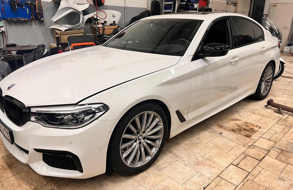 BMW 540i в кузове G30 - глубокая диагностика неисправности двигателя