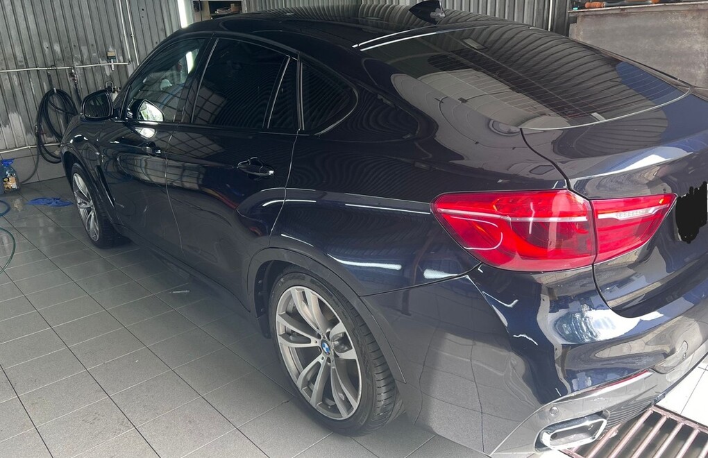 BMW X6 F16 30d - замена задней левой пневмоподушки