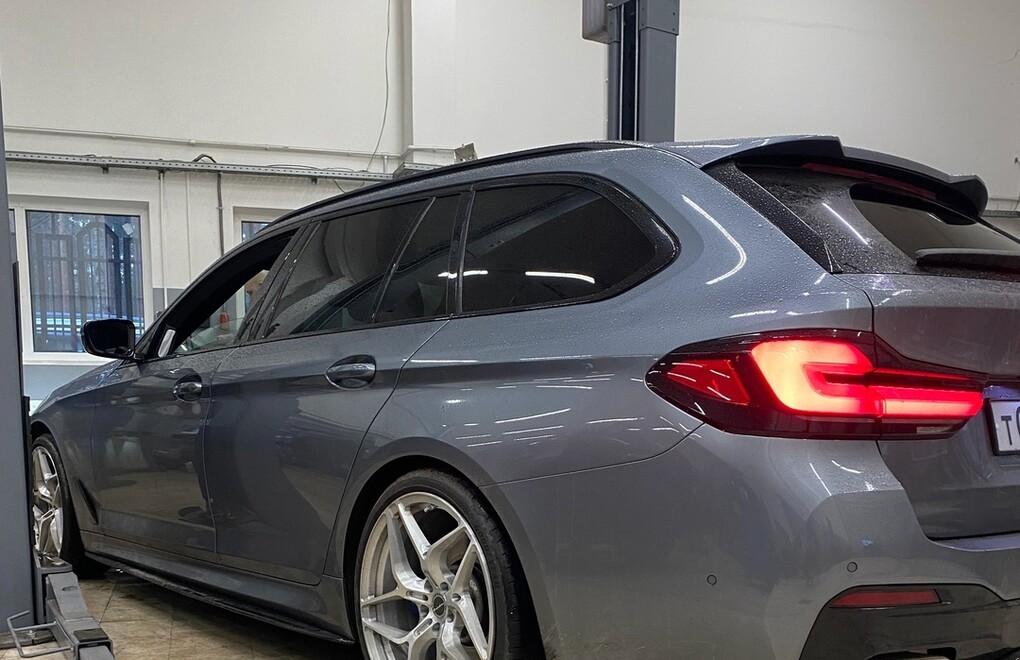 BMW 5 series g31 - замена задних тормозных колодок