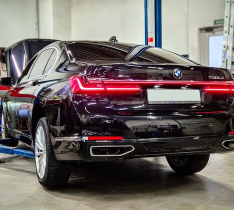 BMW 730D G12 - замена компрессора пневмоподвески