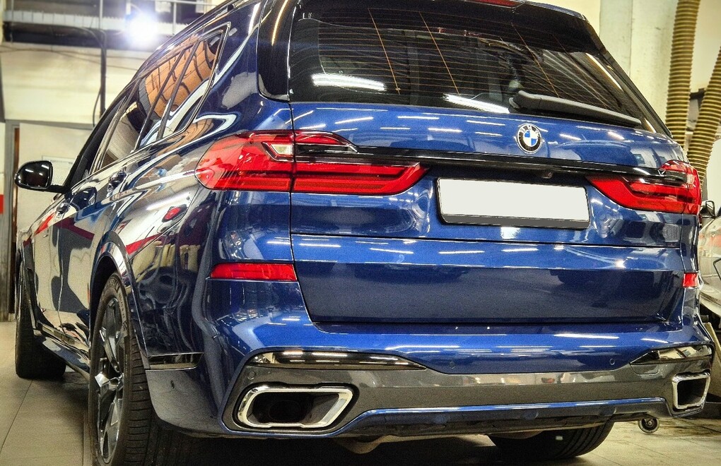 BMW X7 xDrive40d - плановое обслуживание в AlexMotors BMW