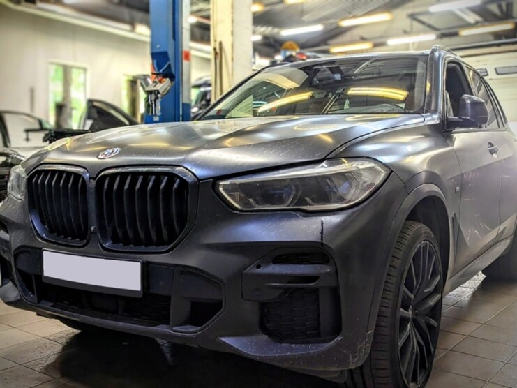 BMW X5 G05 40d - плановое ТО, диагностика и ремонт ходовой