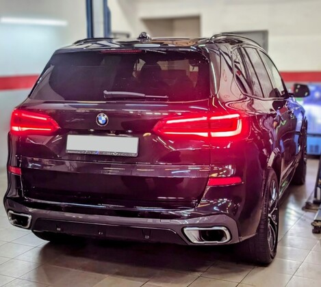 BMW X5 G05 30D - замена зимней резины на летнюю