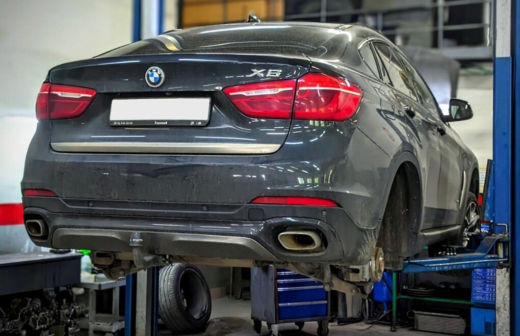 BMW X6 F16 - ремонт подвески и ходовой части