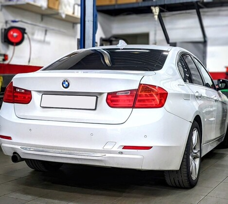BMW 320i F30 - возвращение четкого управления